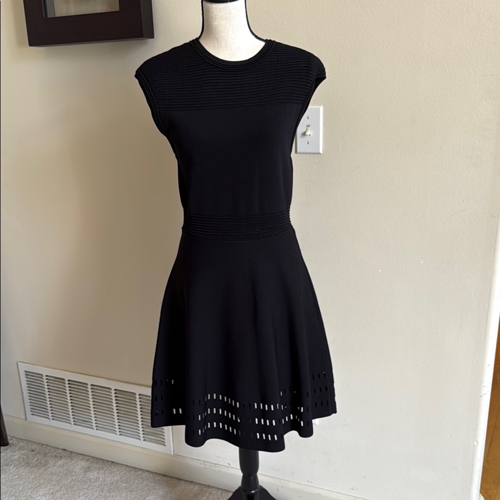 Elegant Black Knit Dress